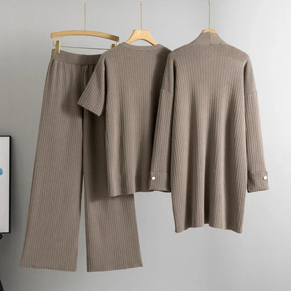 La Tranquillità Raffinato Set by Valentina Rossi